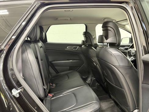 Used 2023 Kia Sportage EX image 36