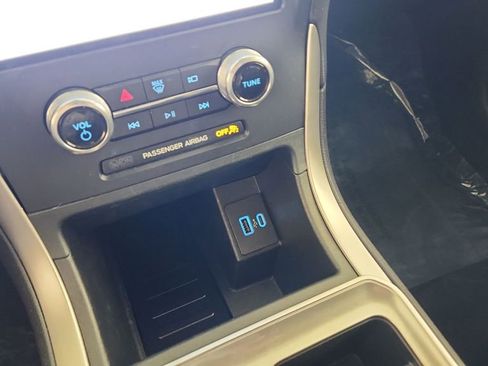 Certified 2023 Ford Edge SEL w/ Convenience Package image 17