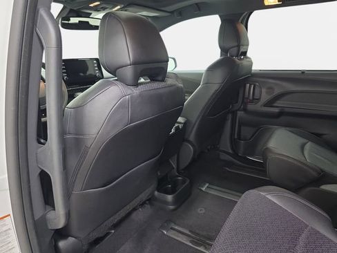 Certified 2023 Toyota Sienna XSE AWD/4WD image 10