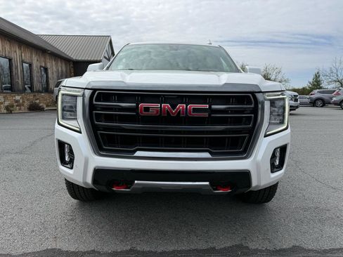 Used 2022 GMC Yukon AT4 w/ Max Trailering Package image 9