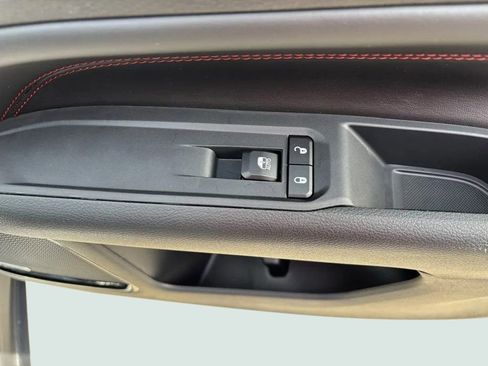 New 2026 Jeep Compass Trailhawk w/ Sun, Sound & Navigation Group image 31