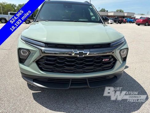 Used 2024 Chevrolet TrailBlazer RS w/ Convenience Package FWD image 9