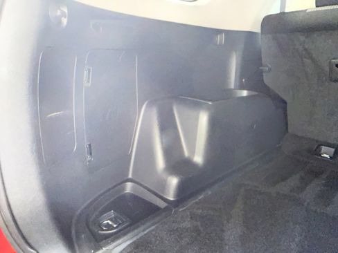 Used 2024 Toyota 4Runner SR5 AWD/4WD image 39