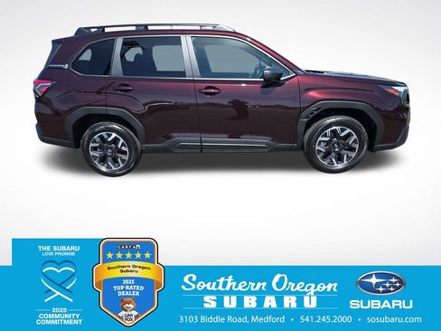 New 2026 Subaru Forester Premium AWD/4WD image 8