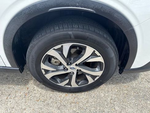 Used 2022 Subaru Outback Touring XT AWD/4WD image 31