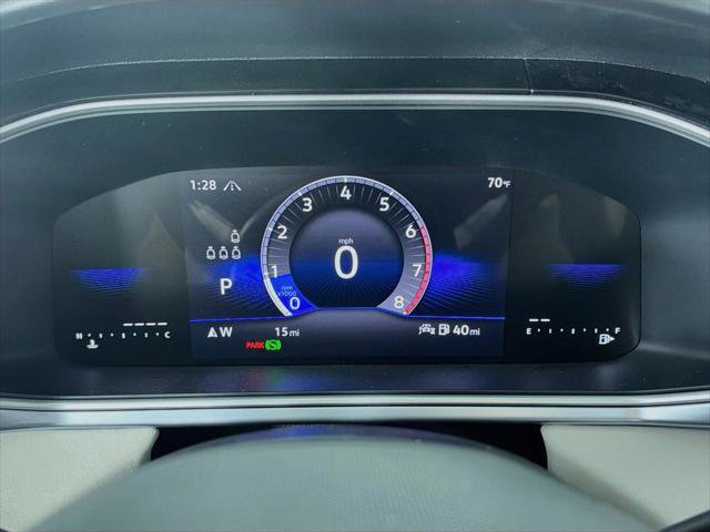 New 2027 Volkswagen Taos SE AWD/4WD image 12