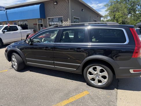 Used 2011 Volvo XC70 T6 AWD/4WD image 19
