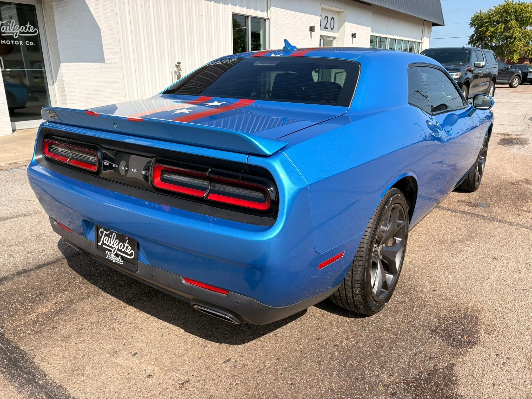Used 2018 Dodge Challenger SXT Plus RWD image 7