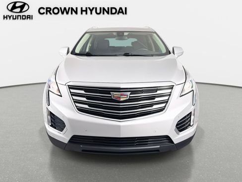Used 2019 Cadillac XT5 Luxury image 2