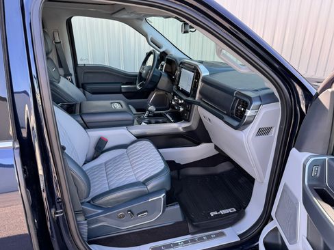 Used 2022 Ford F150 Limited image 31