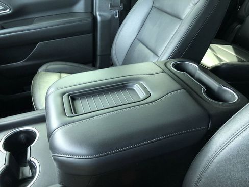 Used 2023 Chevrolet Tahoe Z71 AWD/4WD image 27
