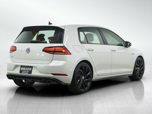 Used 2018 Volkswagen Golf R 4-Door AWD/4WD image 5