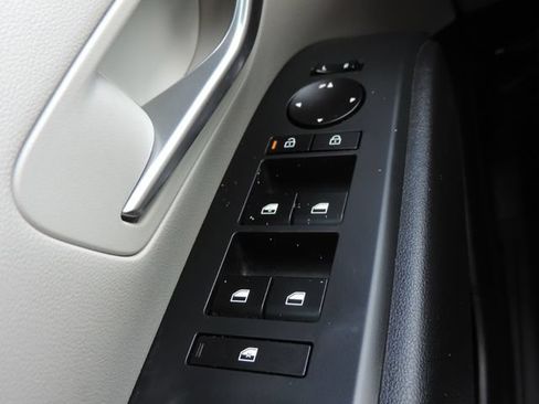 Used 2025 Hyundai Tucson SE FWD image 25