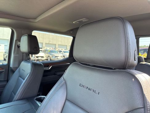 Used 2023 GMC Sierra 1500 Denali AWD/4WD image 15
