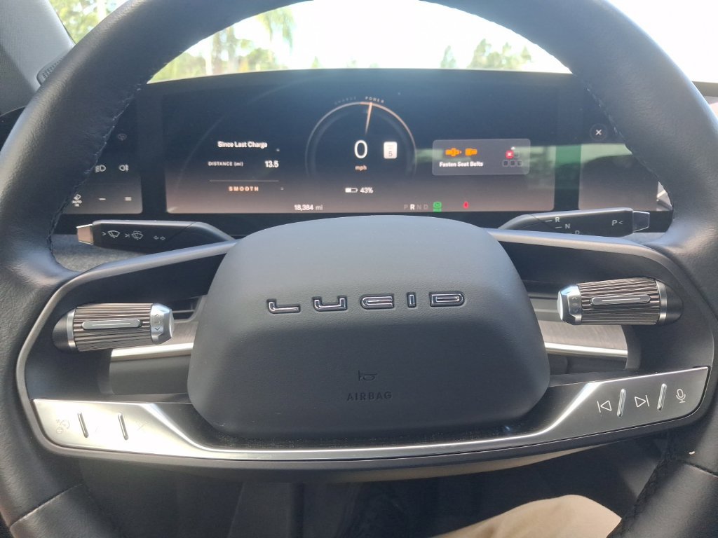 Used 2025 Lucid Air Pure RWD image 31
