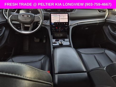 Used 2024 Jeep Grand Cherokee Limited image 28