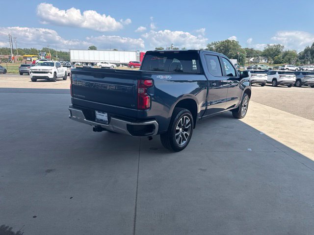 Used 2022 Chevrolet Silverado 1500 LT w/ Protection Package AWD/4WD image 4