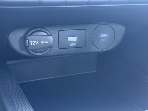 New 2026 Hyundai Elantra SE image 18