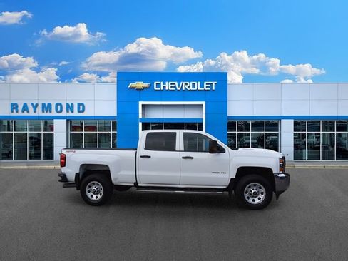 Used 2018 Chevrolet Silverado 3500 W/T w/ WT Convenience Package AWD/4WD image 2