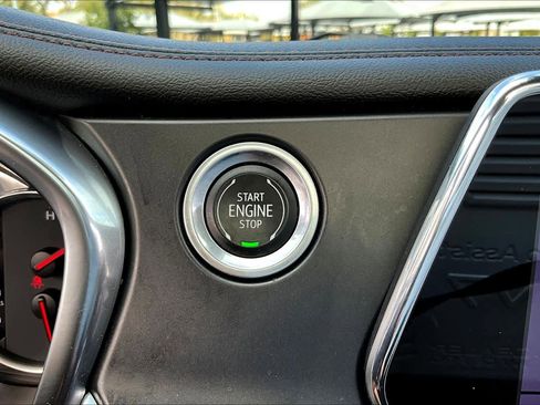 Used 2019 Chevrolet Blazer Premier w/ Sun and Wheels Package image 34