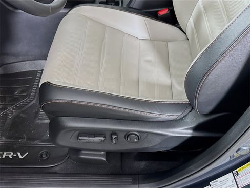 Used 2025 Honda CR-V Sport Touring image 16