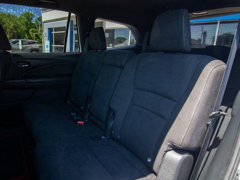 Used 2022 Honda Pilot Sport image 10