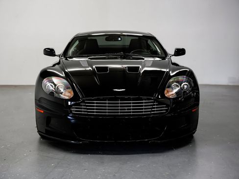 Used 2009 Aston Martin DBS Coupe RWD image 5