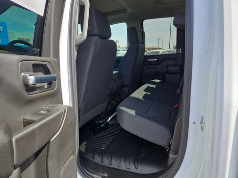 New 2026 GMC Sierra 3500 Pro w/ Convenience Package image 9