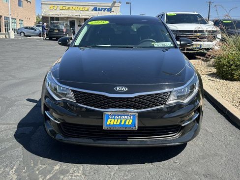 Used 2018 Kia Optima LX w/ 17" Alloy Wheels Package FWD image 8