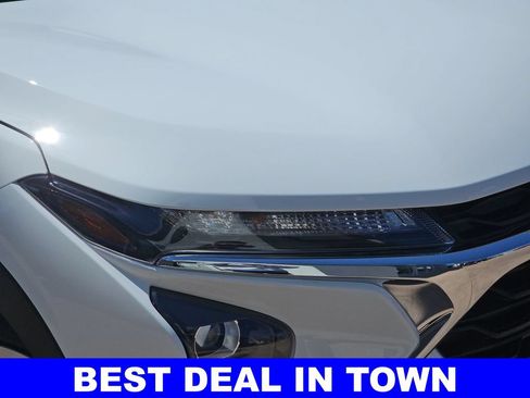New 2026 Chevrolet Trax LS w/ Driver Confidence Package FWD image 33