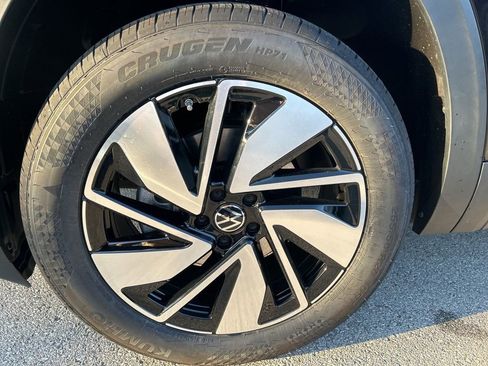 New 2026 Volkswagen Atlas SE image 31