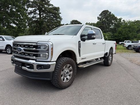 Used 2024 Ford F250 Lariat w/ Chrome Package AWD/4WD image 1