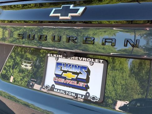 New 2026 Chevrolet Suburban RST w/ RST Capability Package AWD/4WD image 19