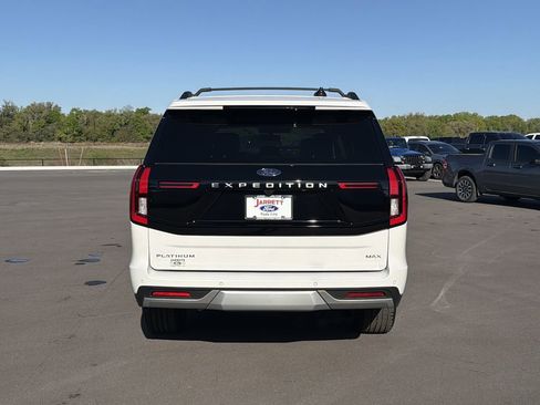New 2026 Ford Expedition Max Platinum w/ Driver's Package AWD/4WD image 5
