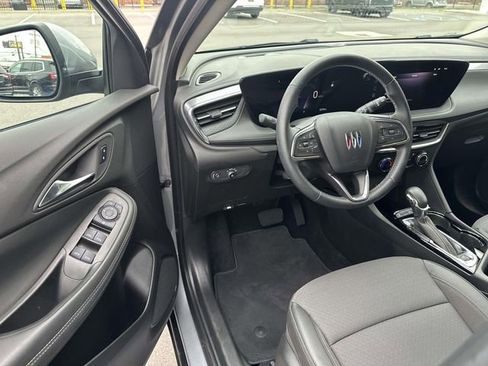 Used 2024 Buick Encore GX Preferred image 13