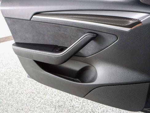 Used 2023 Tesla Model 3 Performance image 19