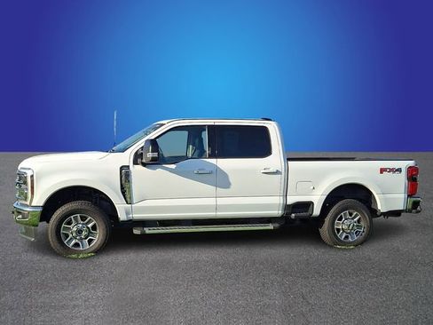 Used 2024 Ford F250 Lariat w/ FX4 Off-Road Package AWD/4WD image 7