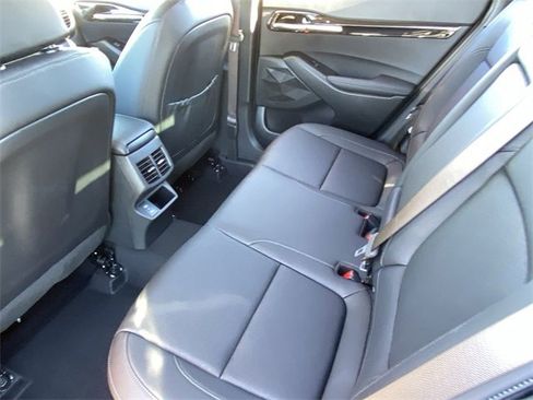 Used 2026 Kia Seltos SX w/ SX Sunroof Package image 18