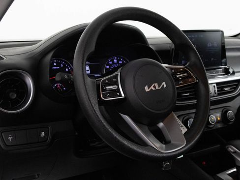 Used 2024 Kia Forte LXS image 30