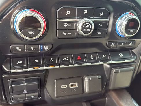 Used 2020 GMC Sierra 1500 SLT AWD/4WD image 20