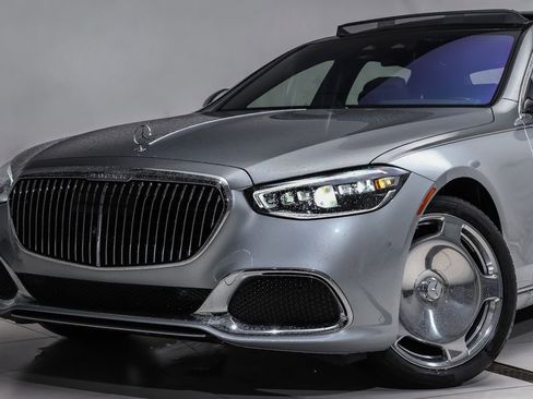 Certified 2024 Mercedes-Benz Maybach S 580 4MATIC image 2