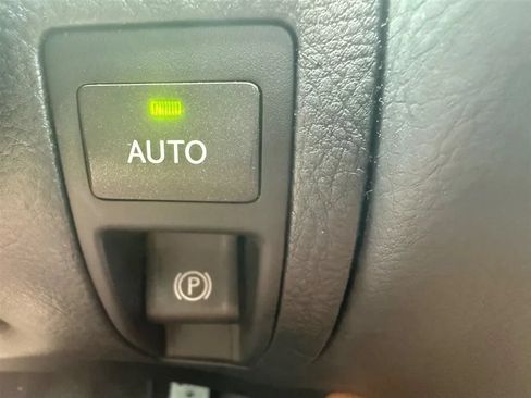 Used 2014 Lexus LS 460 w/ F Sport Package RWD image 19