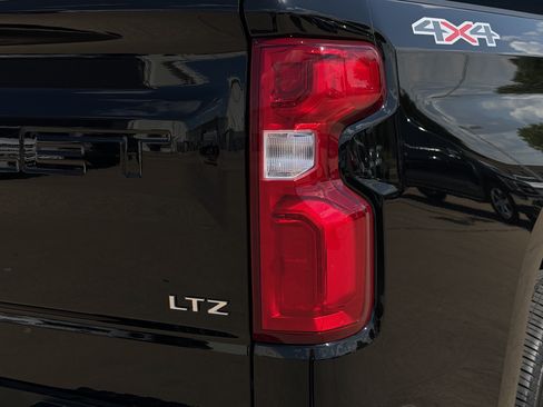 Used 2024 Chevrolet Silverado 1500 LTZ w/ Technology Package AWD/4WD image 15