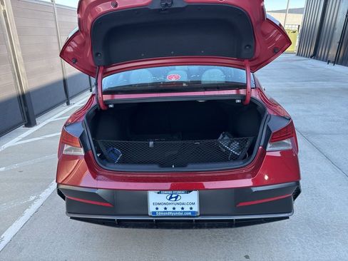 New 2026 Hyundai Elantra Limited w/ Cargo Package image 20