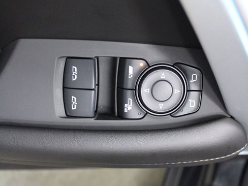 Used 2017 Chevrolet Camaro SS image 17