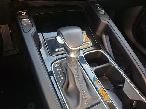 Used 2025 Kia Telluride S AWD/4WD image 17
