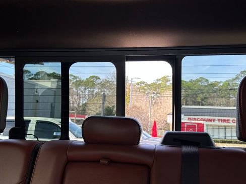 Used 2022 Ford F450 King Ranch w/ Chrome Package image 84