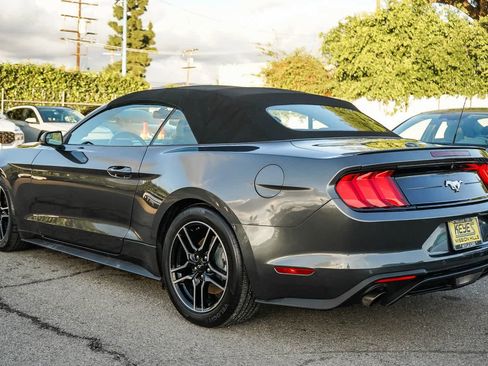 Used 2020 Ford Mustang Premium image 6