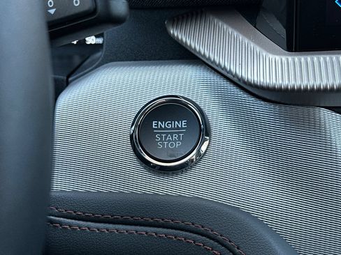 New 2026 Ford Explorer Active w/ Active Comfort Package RWD image 23