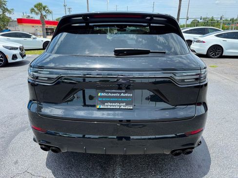 Used 2023 Porsche Cayenne GTS AWD/4WD image 6